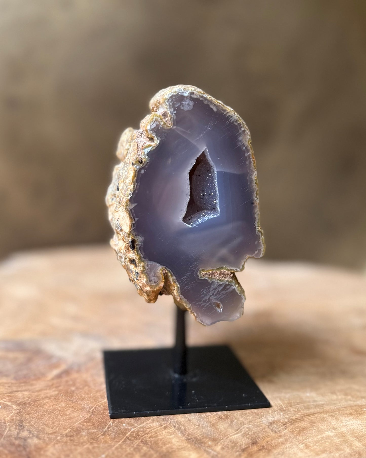 Agaat geode op standaard