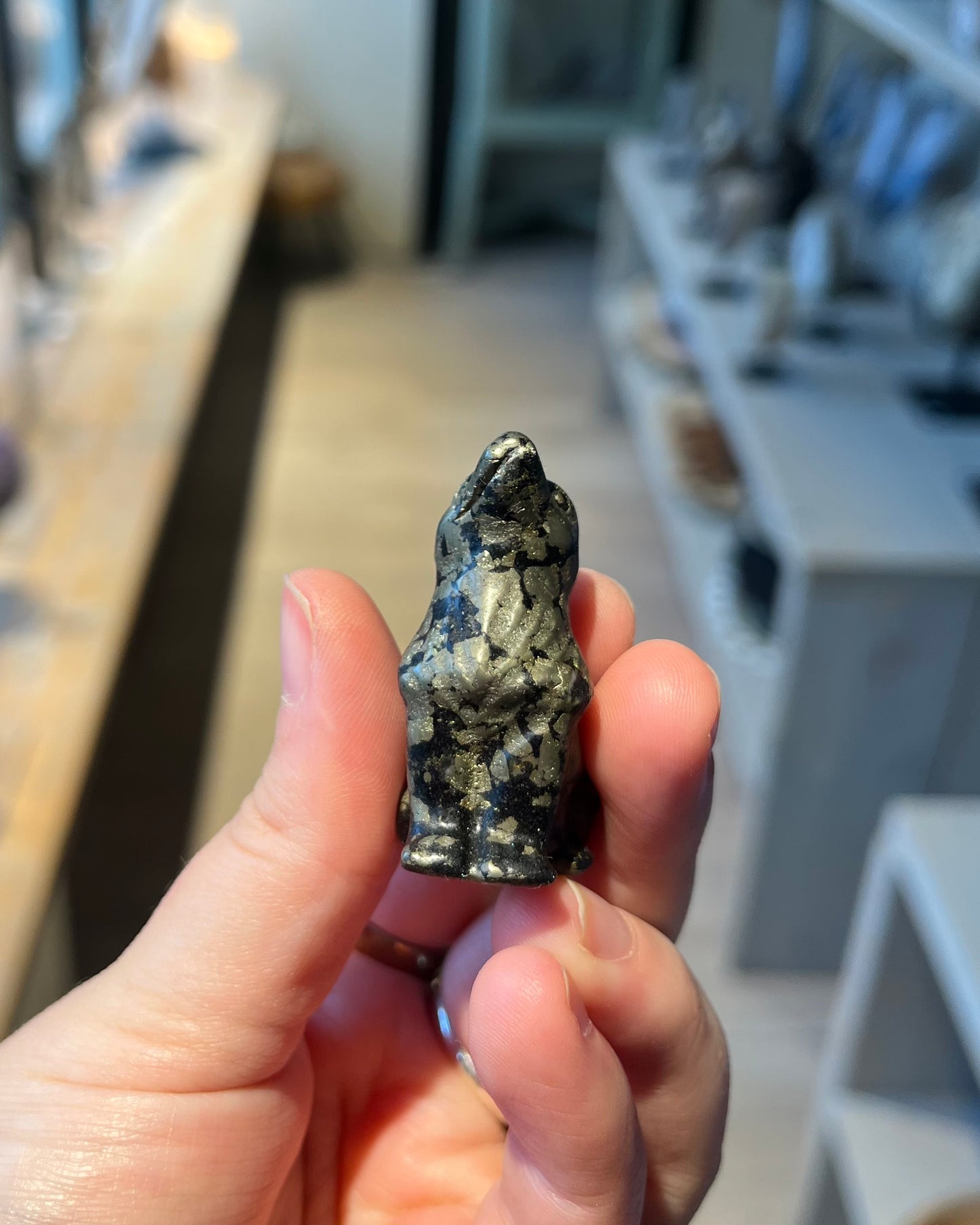 Wolf carving