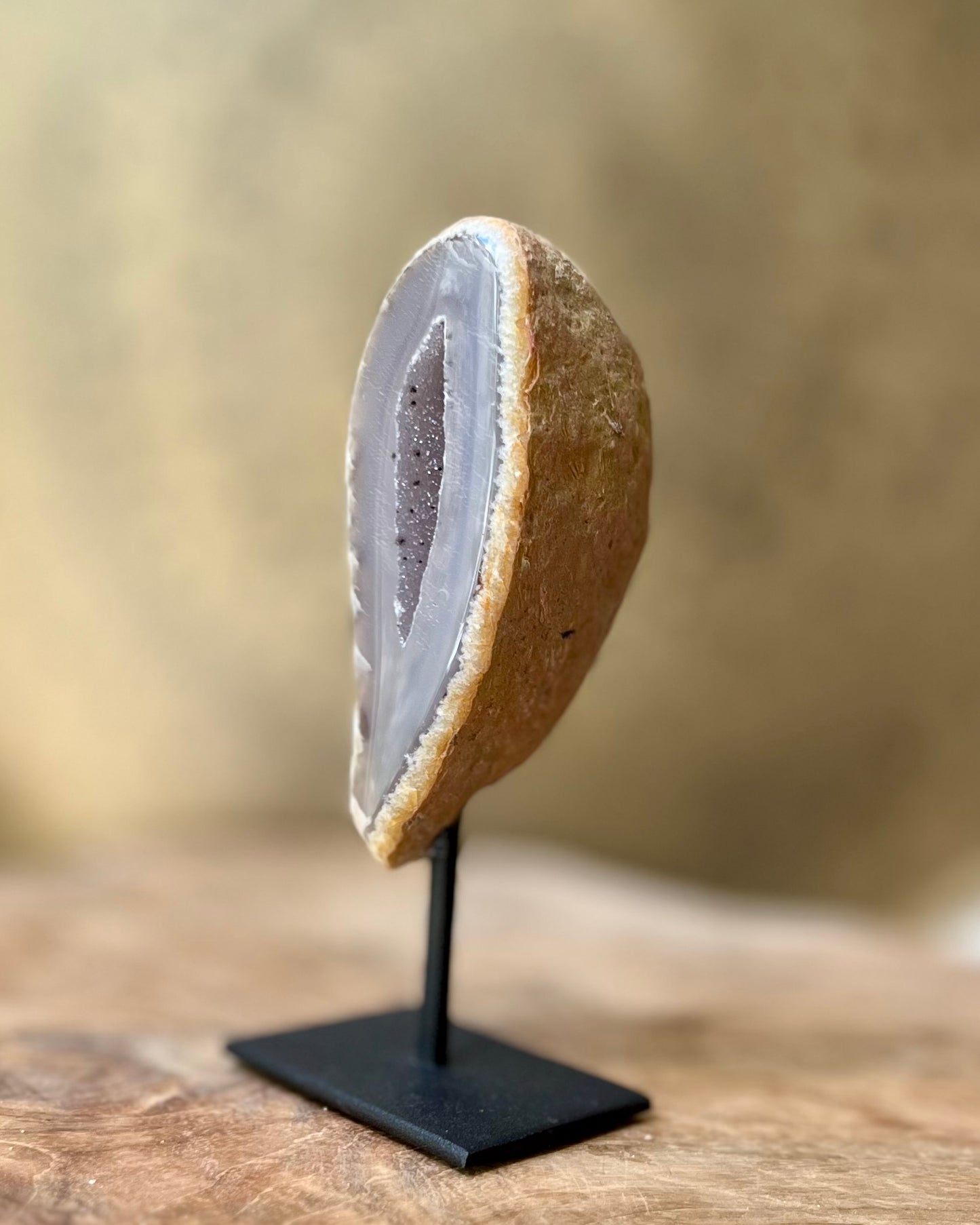 Agaat geode op standaard