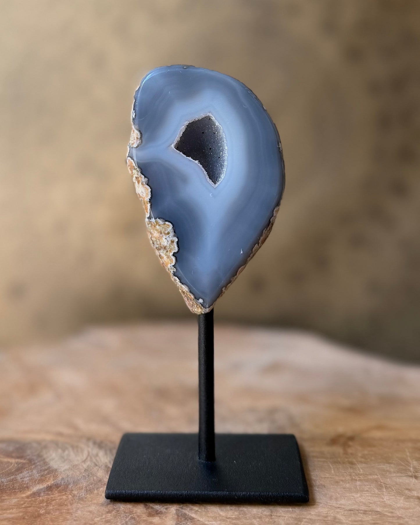 Agaat geode op standaard