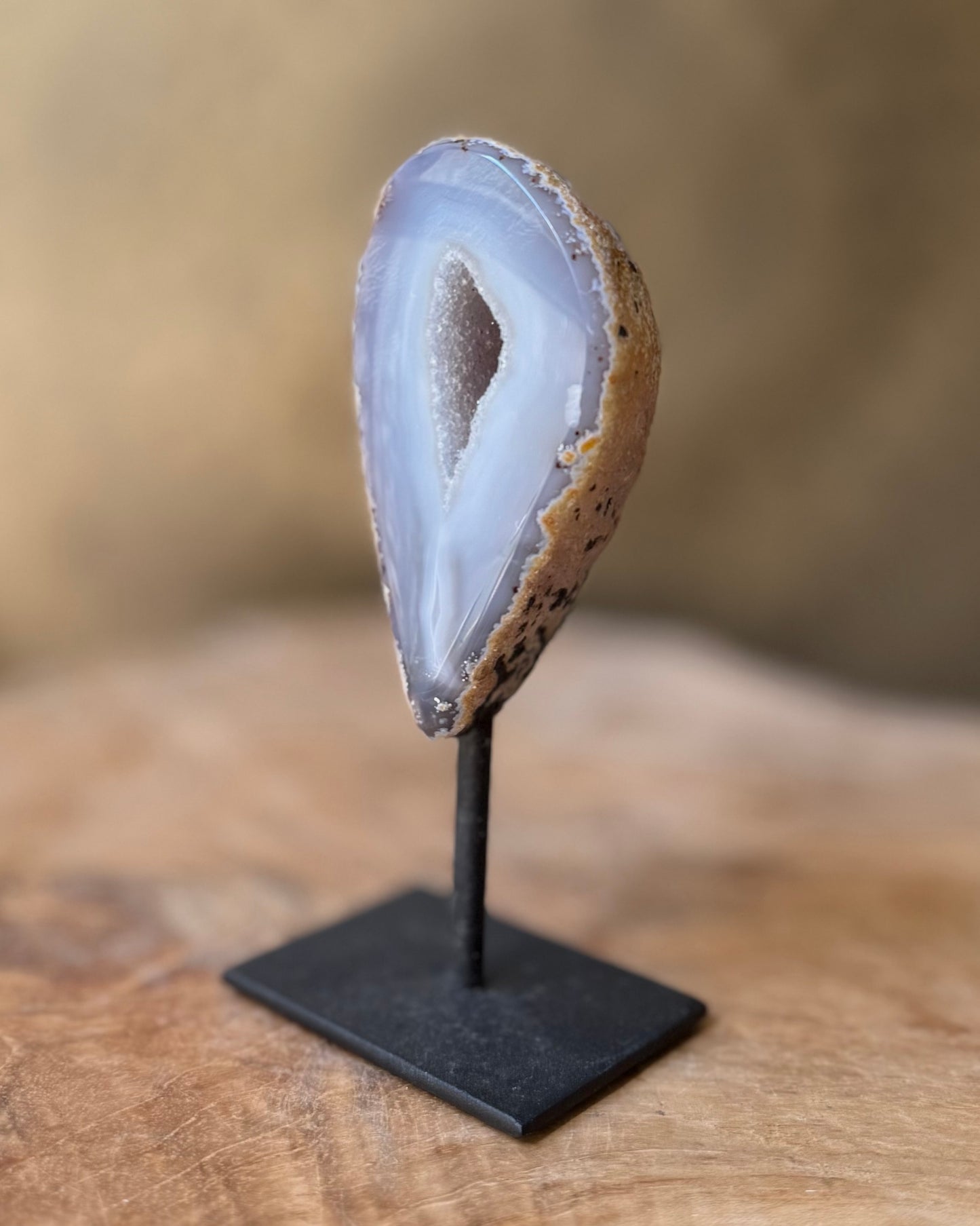 Agaat geode op standaard