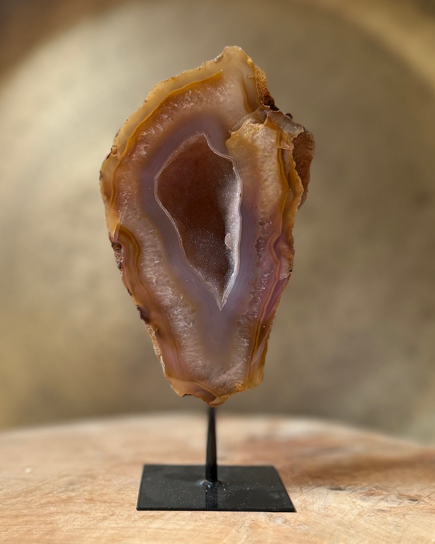 Agaat geode op standaard