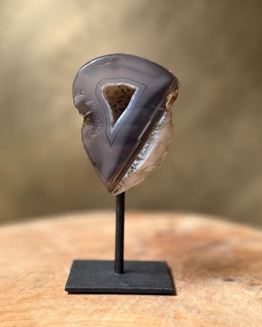 Agaat geode op standaard