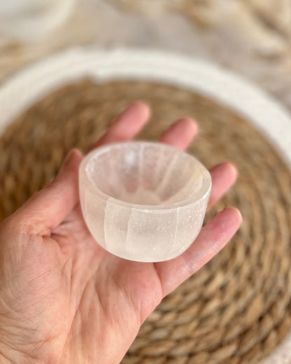 Selenite bowl round small