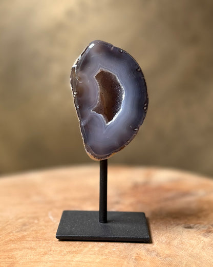 Agaat geode op standaard