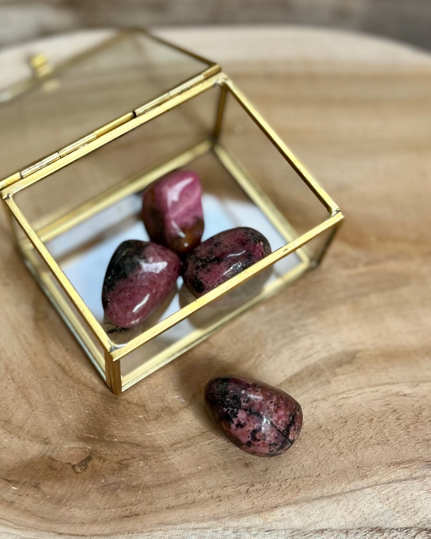 Rhodonite tumbled stone A extra quality