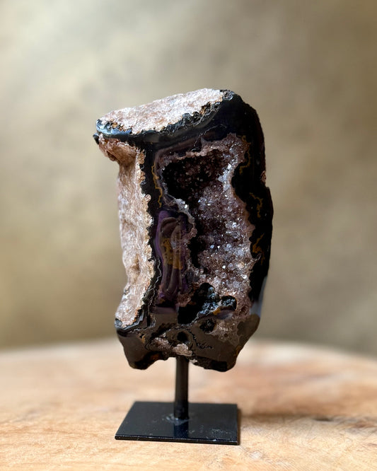 Agaat geode op standaard