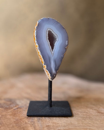 Agaat geode op standaard