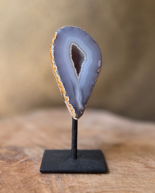 Agaat geode op standaard