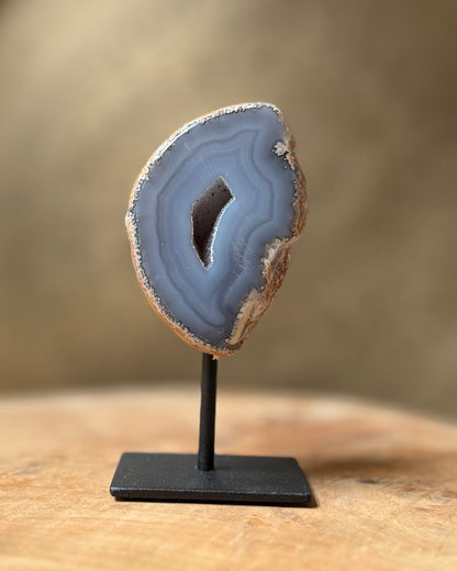 Agaat geode op standaard