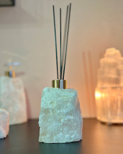 Combo offer: Rock crystal soap pump and aroma diffuser