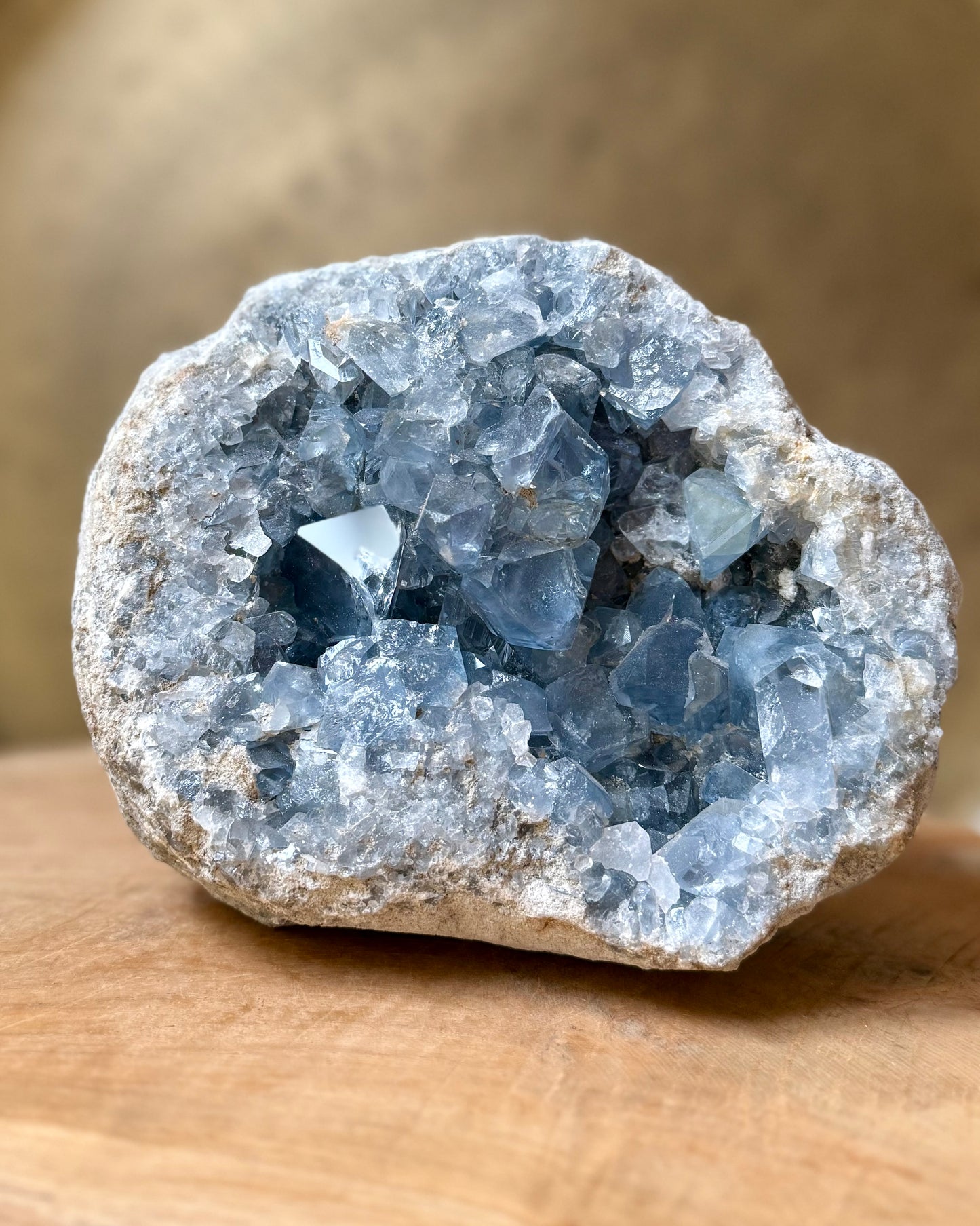 Celestien geode