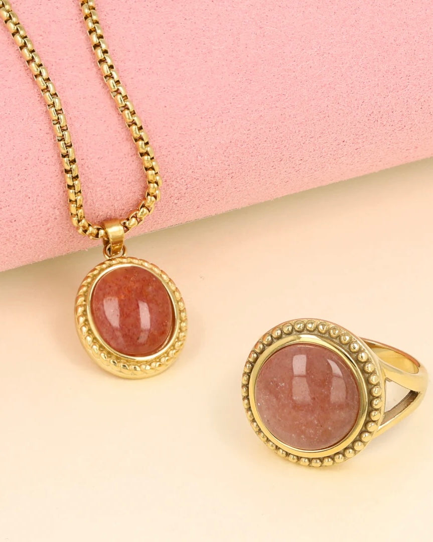 Aardbeienkwarts vintage ketting