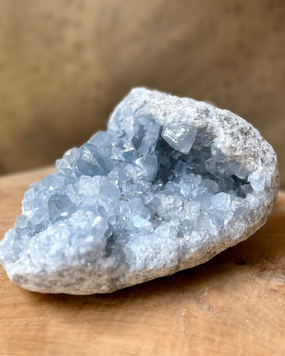 Celestien geode
