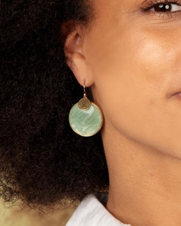 Amazoniet oorbellen met bloem