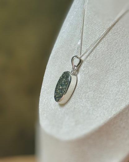 Zilveren hanger druzy Pyriet