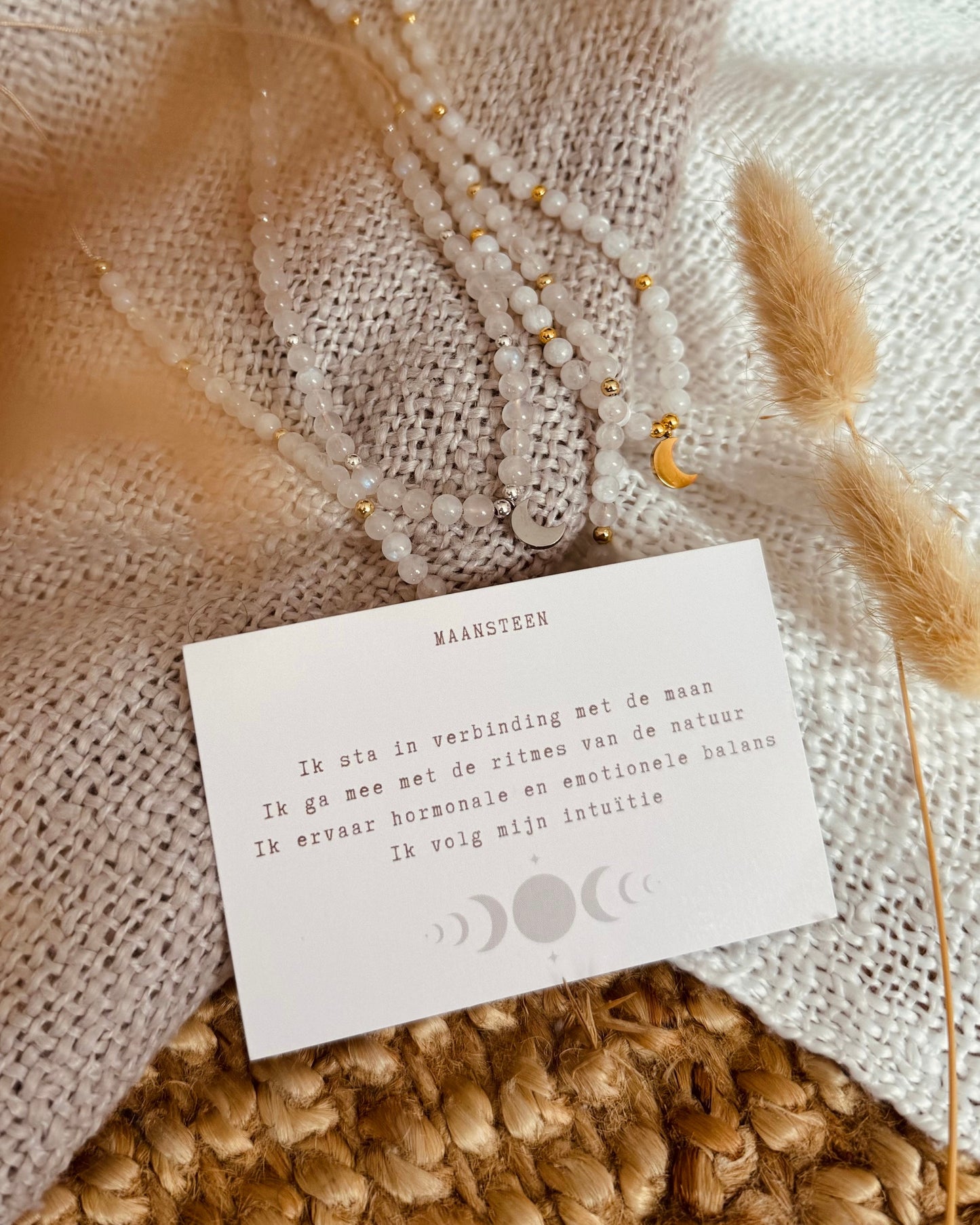 Maansteen ketting