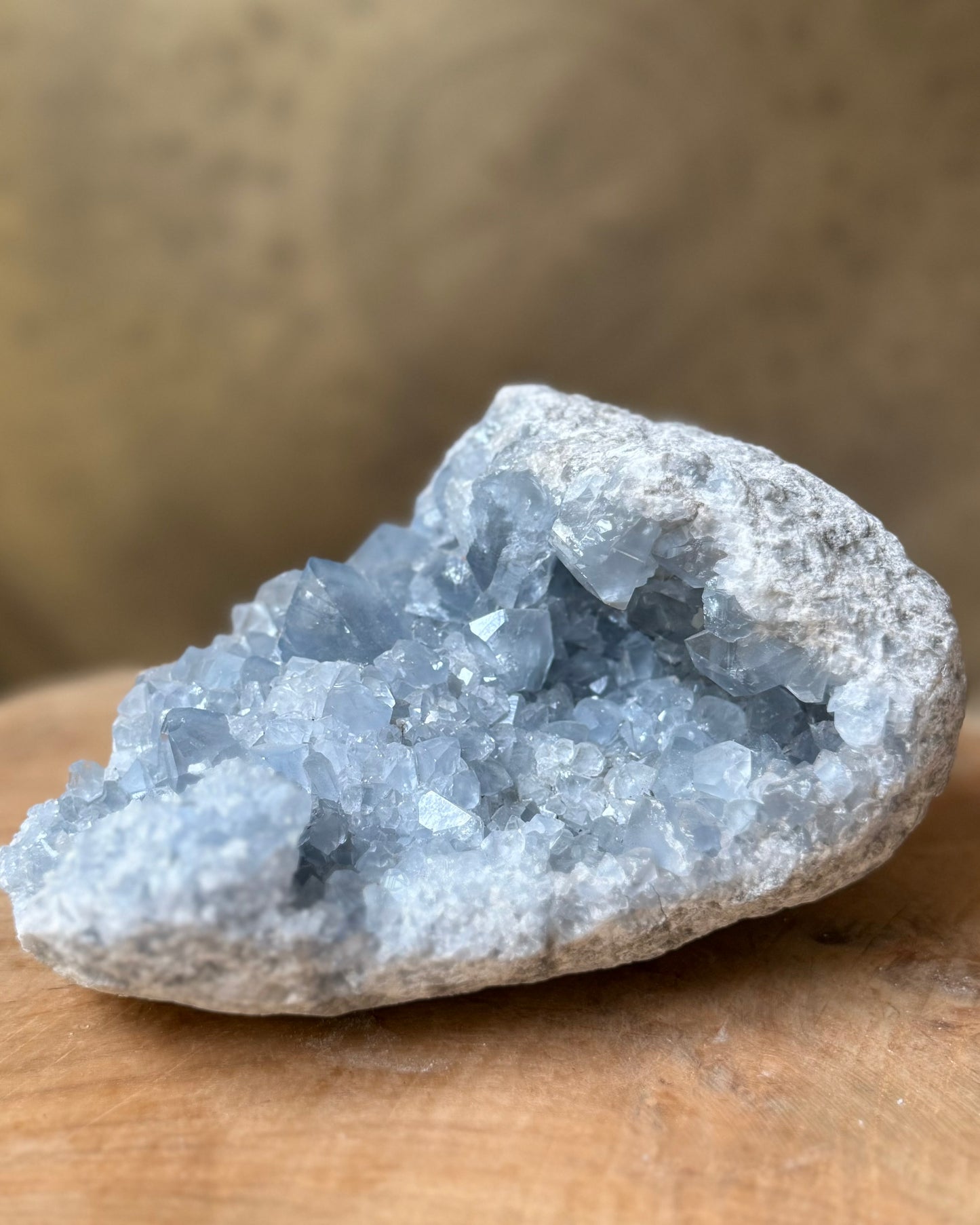 Celestien geode