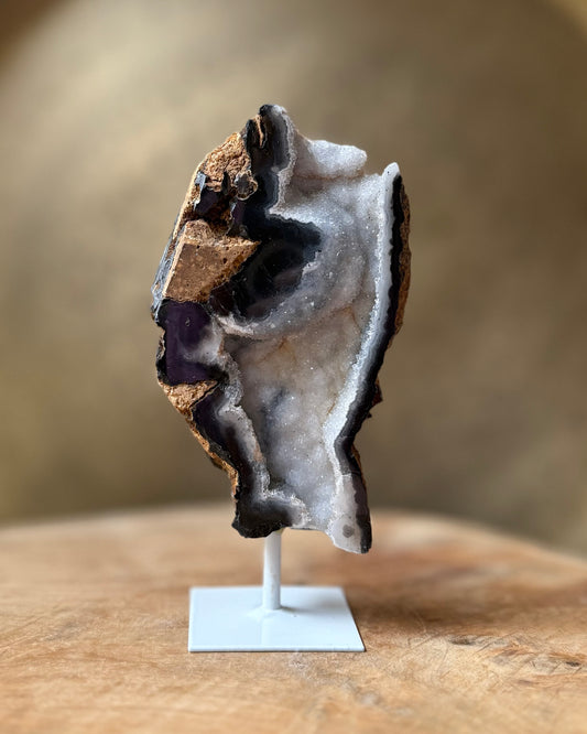 Agaat geode op standaard