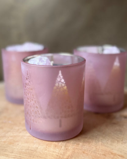 Cozy Christmas Candle M