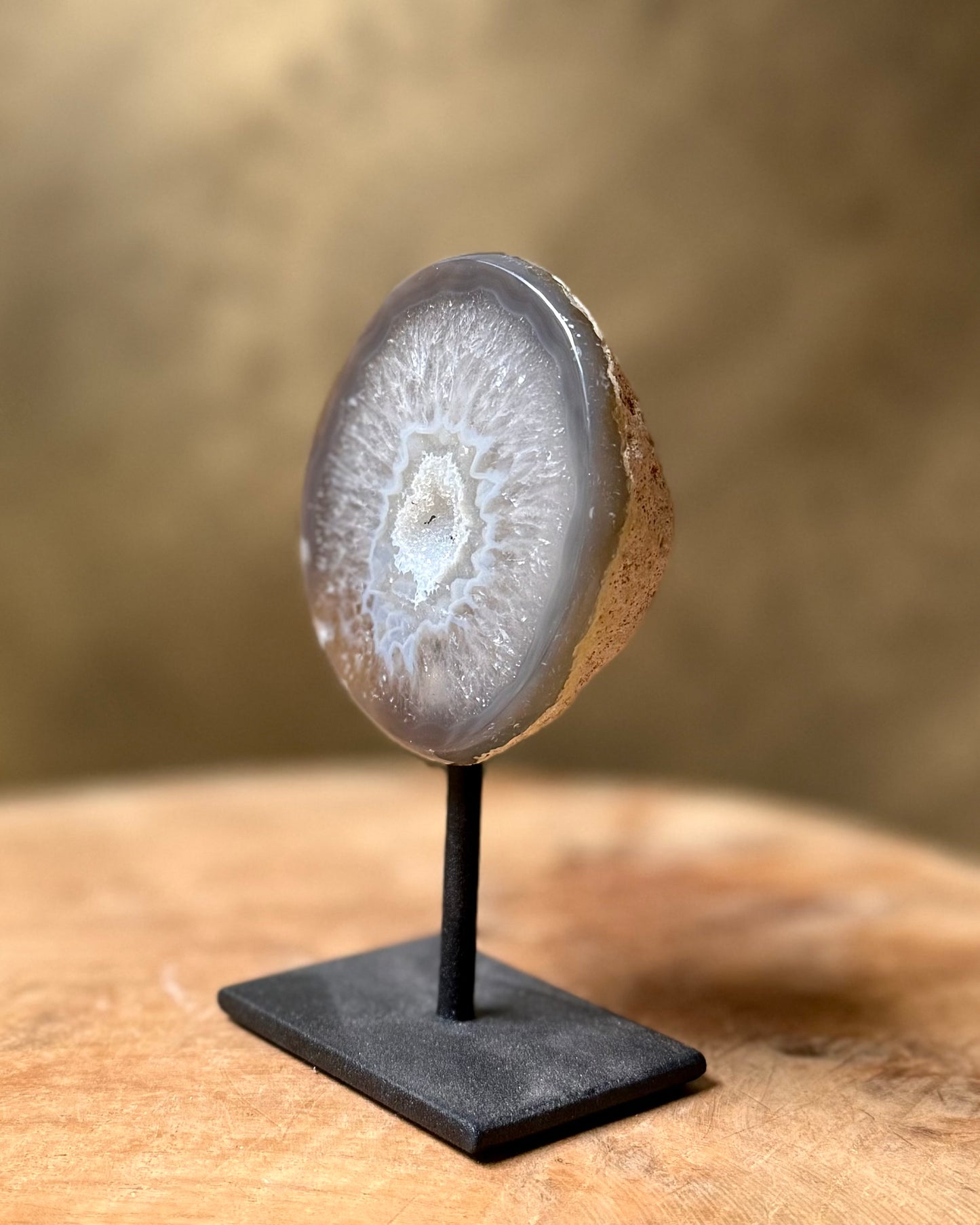 Agaat geode op standaard