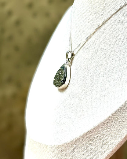 Zilveren hanger druzy Pyriet