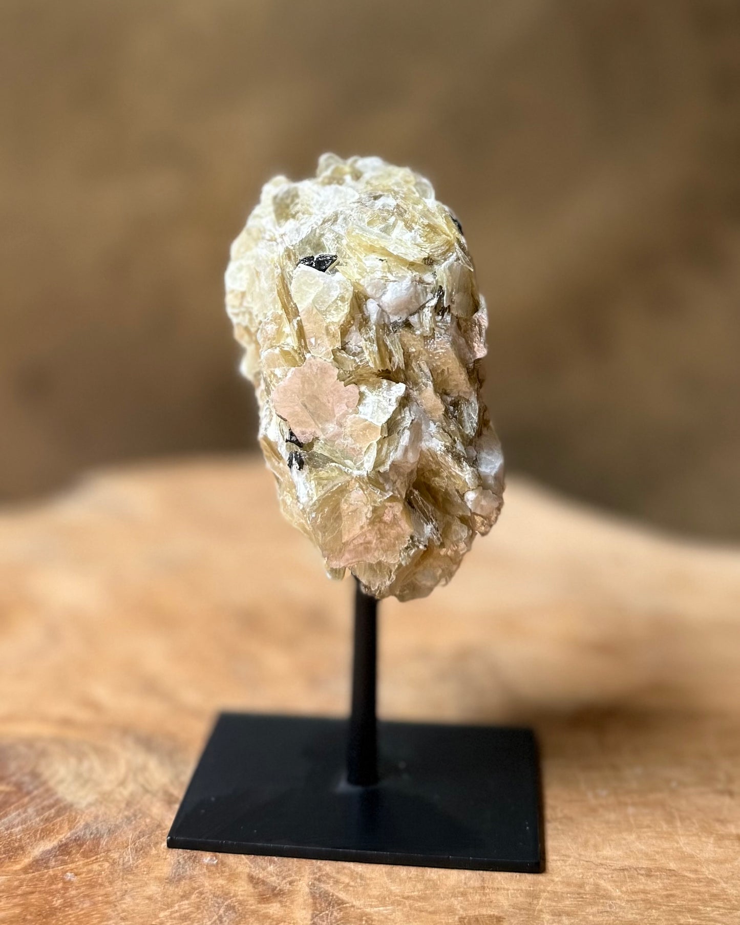 Gouden Mica op standaard