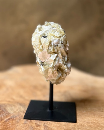 Gouden Mica op standaard