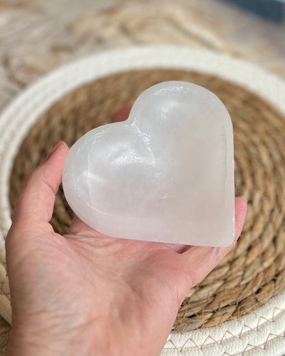 Selenite heart bowl medium