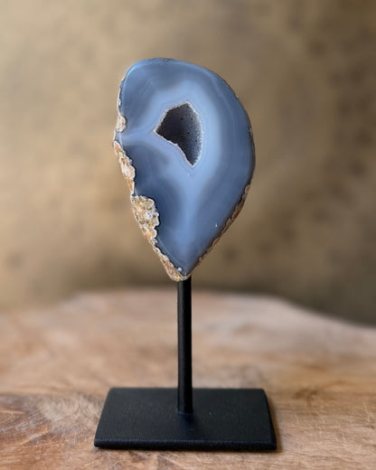 Agaat geode op standaard