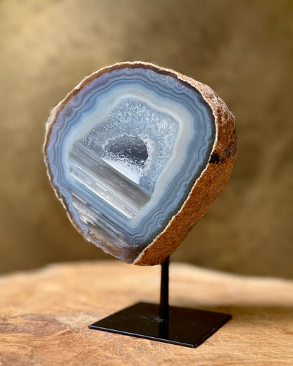 Agaat geode op standaard
