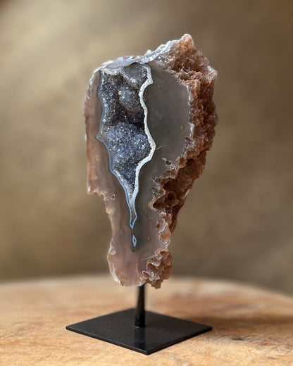 Agaat geode op standaard