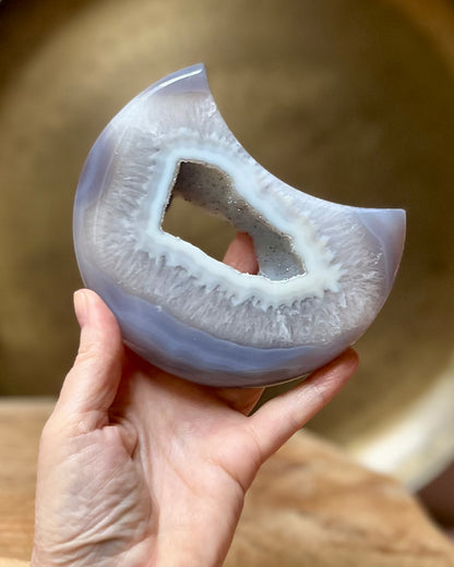 Grote druzy Agaat maan op standaard