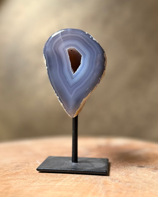 Agaat geode op standaard