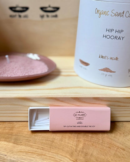 Organic Sand Candle ‘hip hip hooray’