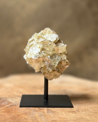 Gouden Mica op standaard