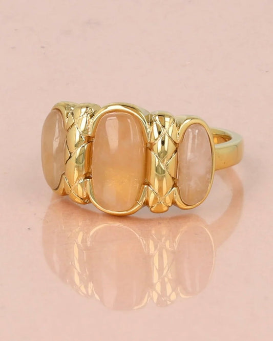 Rozekwarts ring – Vintage Romance