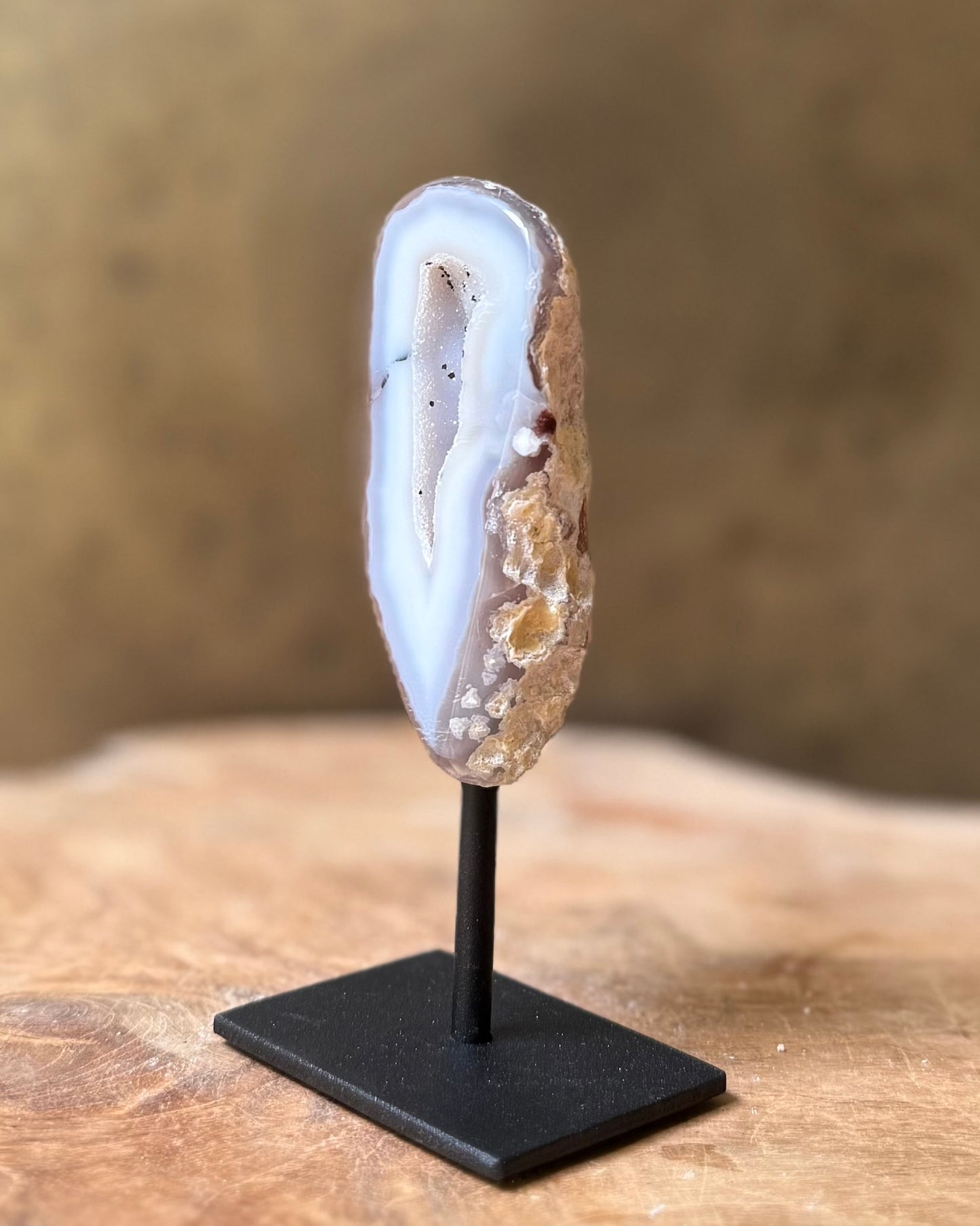 Agaat geode op standaard