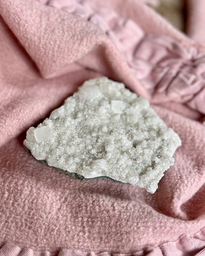 Apophyllite on Calcite