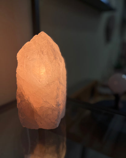 Rose quartz lamp